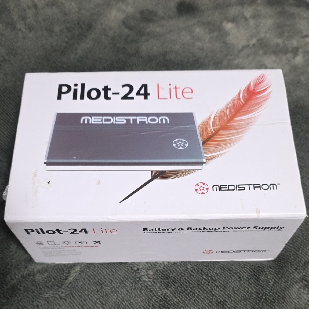 Strom Pilot-24 Lite Power Supply - Silver and Red